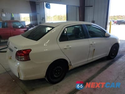 Trzecie zdjęcie samochodu z tyłu: 2012 TOYOTA YARIS VIN:JTDBT4K3XCL032035 - miniatura