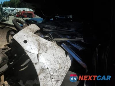 Piąte zdjęcie samochodu w środku: 2017 INTERNATIONAL PROSTAR SEMI TRUCK VIN:3HSDJSNR0HN260829 - miniatura