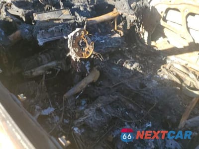 Zdjęcie 8 z 11 samochodu: 2023 BMW M240XI VIN:3MW53CM09P8D04983 - miniatura