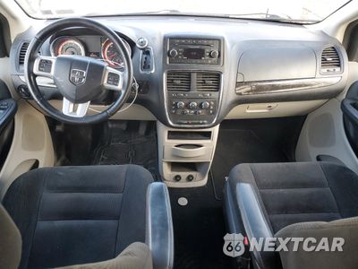 Zdjęcie 8 z 14 samochodu: 2016 DODGE GRAND CARAVAN SE VIN:2C4RDGBG5GR320011 - miniatura