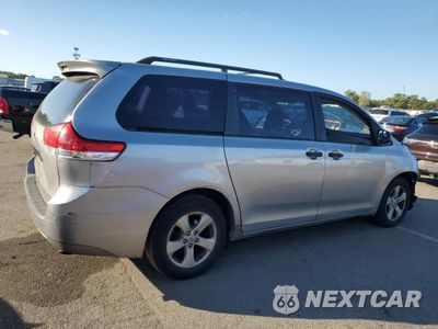 Trzecie zdjęcie samochodu z tyłu: 2012 TOYOTA SIENNA VIN:5TDZK3DC3CS210035 - miniatura