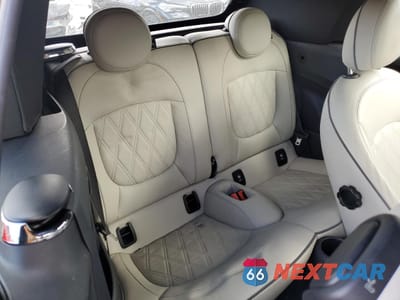 Zdjęcie 10 z 12 samochodu: 2021 MINI COOPER S VIN:WMWWJ5C00M3N14853 - miniatura