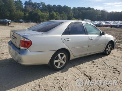Trzecie zdjęcie samochodu z tyłu: 2006 TOYOTA CAMRY LE VIN:4T1BE30K36U106842 - miniatura