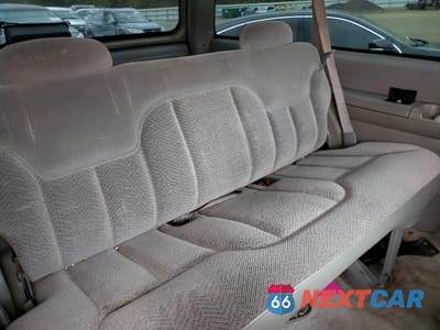 Zdjęcie 11 z 13 samochodu: 1997 CHEVROLET TAHOE K1500 VIN:3GNEK18R9VG117174 - miniatura