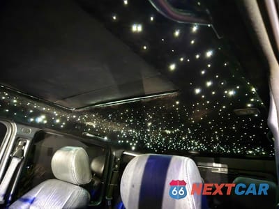 Zdjęcie 12 z 13 samochodu: 2005 MERCEDES-BENZ G 500 VIN:WDCYR49E85X158464 - miniatura