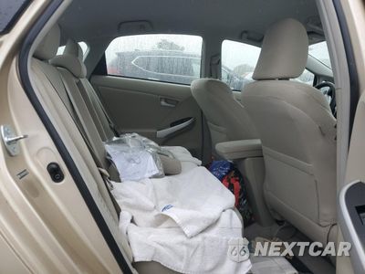 Zdjęcie 10 z 12 samochodu: 2011 TOYOTA PRIUS VIN:JTDKN3DU2B0260959 - miniatura