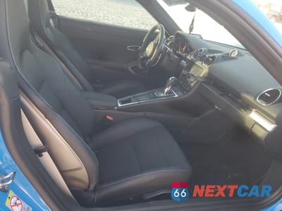 Zdjęcie 10 z 12 samochodu: 2024 PORSCHE CAYMAN BASE VIN:WP0AA2A8XRK255158 - miniatura