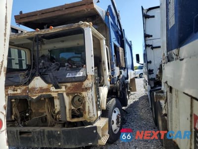 Drugie zdjęcie samochodu z przodu: 2008 MACK MRU600 REFUSE TRUCK VIN:1M2AV02C98M002262 - miniatura