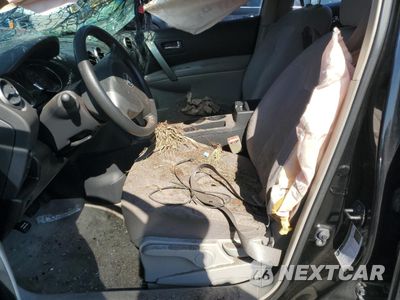 Zdjęcie 7 z 14 samochodu: 2011 NISSAN ROGUE S VIN:JN8AS5MT2BW574636 - miniatura