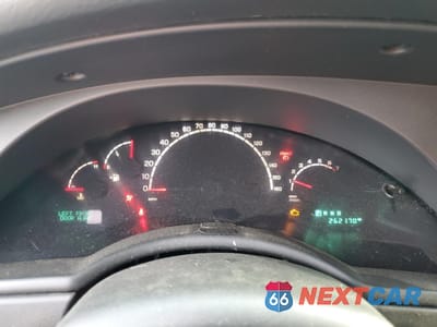 Zdjęcie 9 z 12 samochodu: 2005 CHRYSLER PACIFICA TOURING VIN:2C4GF68455R671829 - miniatura