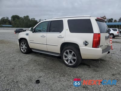 Drugie zdjęcie samochodu z przodu: 2010 CADILLAC ESCALADE HYBRID VIN:1GYUCEEJ1AR213229 - miniatura
