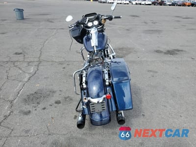 Czwarte zdjęcie samochodu z boku: 2013 HARLEY-DAVIDSON FLTRX ROAD GLIDE CUSTOM VIN:1HD1KHM13DB671512 - miniatura