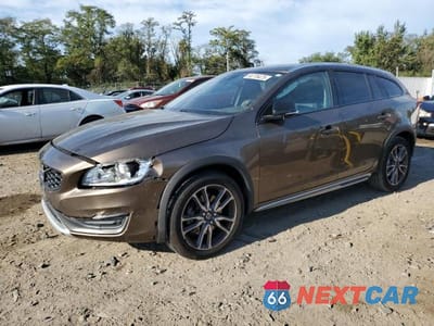 Główne zdjęcie samochodu: 2015 VOLVO V60 CROSS COUNTRY PREMIER VIN:YV4612HK3F1000499 - miniatura