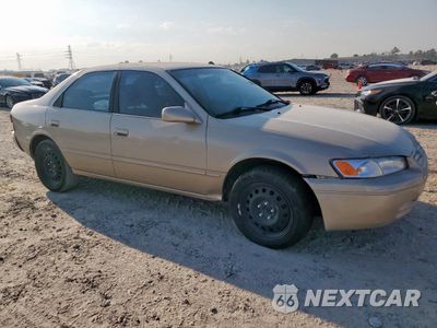 Czwarte zdjęcie samochodu z boku: 1999 TOYOTA CAMRY CE VIN:4T1BG22KXXU898149 - miniatura