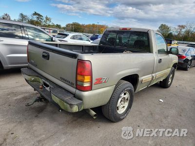Trzecie zdjęcie samochodu z tyłu: 1999 CHEVROLET SILVERADO K1500 VIN:1GCEK14V4XZ132549 - miniatura
