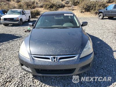 Piąte zdjęcie samochodu w środku: 2006 HONDA ACCORD EX VIN:1HGCM56806A112877 - miniatura