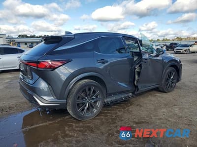 Trzecie zdjęcie samochodu z tyłu: 2025 LEXUS RX 350 BASE VIN:2T2BAMCA9SC093042 - miniatura