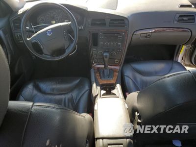 Zdjęcie 8 z 13 samochodu: 2006 VOLVO V70 VIN:YV1SW612562549792 - miniatura