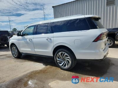 Drugie zdjęcie samochodu z przodu: 2025 LINCOLN NAVIGATOR L RESERVE VIN:5LMJJ3LGXSEL12207 - miniatura