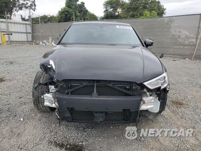 Piąte zdjęcie samochodu w środku: 2019 AUDI A3 PREMIUM VIN:WAUAUGFF2KA117201 - miniatura