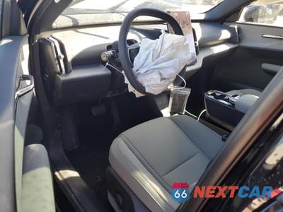 Zdjęcie 8 z 13 samochodu: 2025 VOLVO EX30 ULTRA VIN:YV4EK3ZL4SS150731 - miniatura