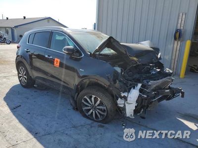 Czwarte zdjęcie samochodu z boku: 2017 KIA SPORTAGE EX VIN:KNDPNCAC6H7033663 - miniatura