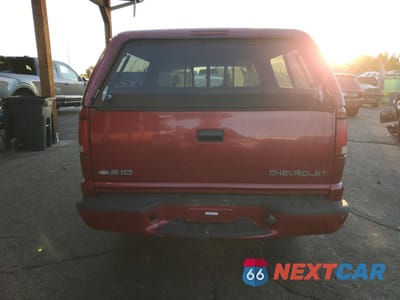 Zdjęcie 6 z 12 samochodu: 2001 CHEVROLET S TRUCK S10 VIN:1GCDT19W018143250 - miniatura