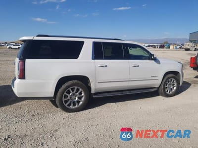 Trzecie zdjęcie samochodu z tyłu: 2019 GMC YUKON XL DENALI VIN:1GKS2HKJ4KR128087 - miniatura