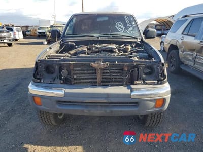 Piąte zdjęcie samochodu w środku: 2000 TOYOTA TACOMA XTRACAB PRERUNNER VIN:5TESN92N1YZ713170 - miniatura