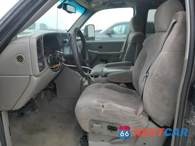 Zdjęcie 7 z 12 samochodu: 2000 CHEVROLET SILVERADO K2500 VIN:1GCGK29U0YE408569 - miniatura