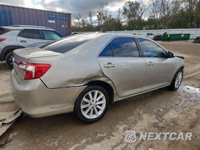 Trzecie zdjęcie samochodu z tyłu: 2014 TOYOTA CAMRY HYBRID VIN:4T1BD1FK6EU120117 - miniatura