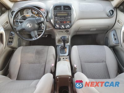 Zdjęcie 8 z 13 samochodu: 2004 TOYOTA RAV4 VIN:JTEHD20V240030133 - miniatura