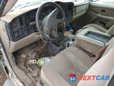 Zdjęcie 8 z 11 samochodu: 2004 CHEVROLET SILVERADO K1500 VIN:1GCEK19V24E314424 - miniatura