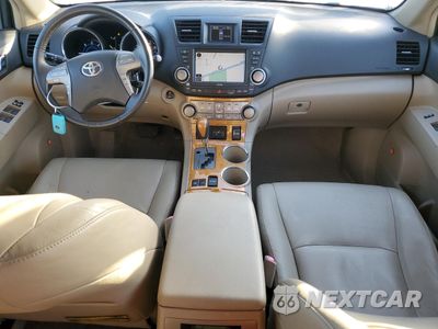 Zdjęcie 8 z 12 samochodu: 2009 TOYOTA HIGHLANDER HYBRID LIMITED VIN:JTEEW44AX92034099 - miniatura