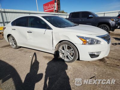 Czwarte zdjęcie samochodu z boku: 2015 NISSAN ALTIMA 2.5 VIN:1N4AL3APXFN386985 - miniatura