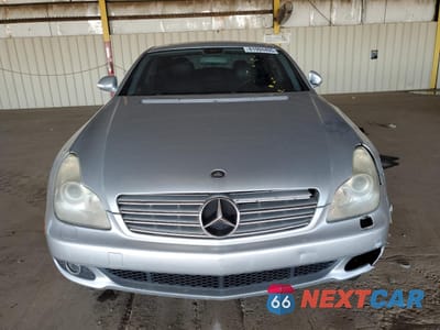 Piąte zdjęcie samochodu w środku: 2006 MERCEDES-BENZ CLS 500C VIN:WDDDJ75X86A011138 - miniatura