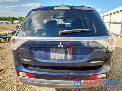 Zdjęcie 6 z 12 samochodu: 2014 MITSUBISHI OUTLANDER ES VIN:JA4AD2A37EZ015282 - miniatura