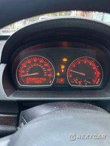 Zdjęcie 8 z 15 samochodu: 2007 BMW X3 3.0SI VIN:WBXPC93467WF07975 - miniatura