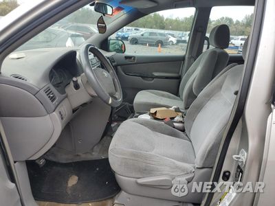 Zdjęcie 7 z 13 samochodu: 2006 TOYOTA SIENNA CE VIN:5TDZA23C06S407652 - miniatura