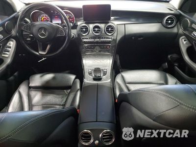 Zdjęcie 8 z 12 samochodu: 2016 MERCEDES-BENZ C 350E VIN:55SWF4HB4GU148104 - miniatura