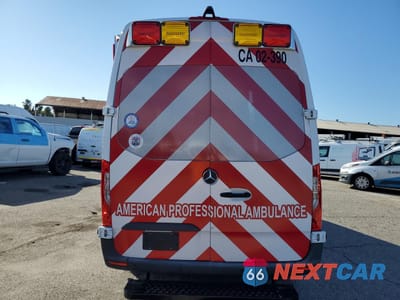 Zdjęcie 6 z 12 samochodu: 2023 MERCEDES-BENZ SPRINTER 2500 VIN:W1W4NBHY4PT141370 - miniatura