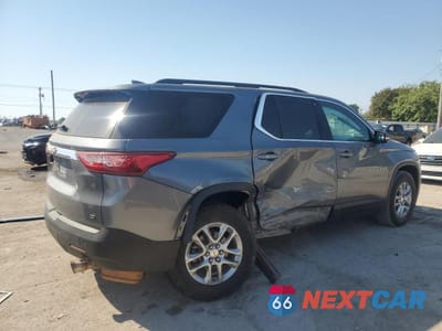 Trzecie zdjęcie samochodu z tyłu: 2019 CHEVROLET TRAVERSE LT VIN:1GNERHKW4KJ260885 - miniatura