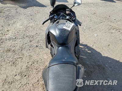 Zdjęcie 6 z 9 samochodu: 2009 HONDA CBR600 RR VIN:JH2PC400X9K200602 - miniatura