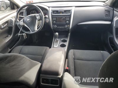 Zdjęcie 8 z 12 samochodu: 2015 NISSAN ALTIMA 2.5 VIN:1N4AL3AP1FC124056 - miniatura