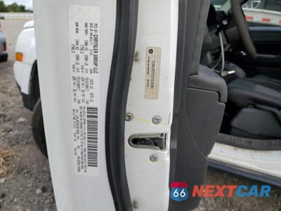 Zdjęcie 13 z 13 samochodu: 2014 JEEP PATRIOT LATITUDE VIN:1C4NJRFB3ED816684 - miniatura