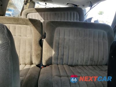 Zdjęcie 10 z 14 samochodu: 1992 CHEVROLET SUBURBAN K1500 VIN:1GNFK16K3NJ355563 - miniatura