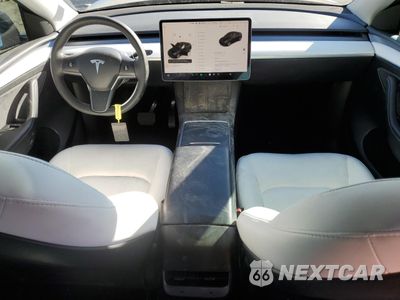 Zdjęcie 8 z 13 samochodu: 2023 TESLA MODEL Y VIN:7SAYGAEE4PF902660 - miniatura