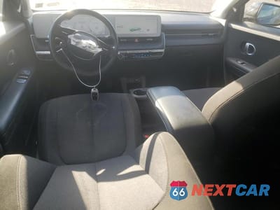Zdjęcie 8 z 13 samochodu: 2023 HYUNDAI IONIQ 5 SE VIN:KM8KM4AE6PU172045 - miniatura
