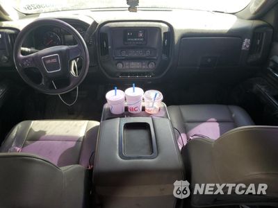 Zdjęcie 8 z 13 samochodu: 2015 GMC SIERRA K3500 VIN:1GD421C85FF161559 - miniatura
