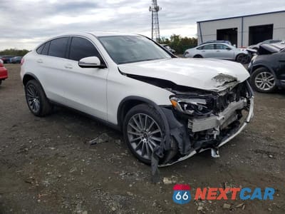 Czwarte zdjęcie samochodu z boku: 2017 MERCEDES-BENZ GLC COUPE 300 4MATIC VIN:WDC0J4KB1HF246710 - miniatura